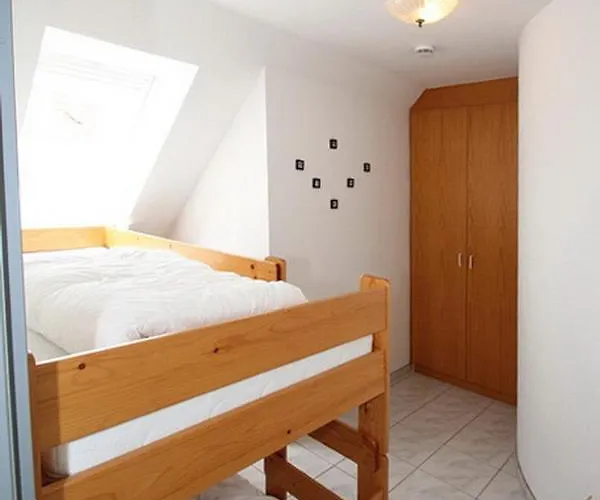 Am Rosenhain 7 Am Rosenhain 7 6 *